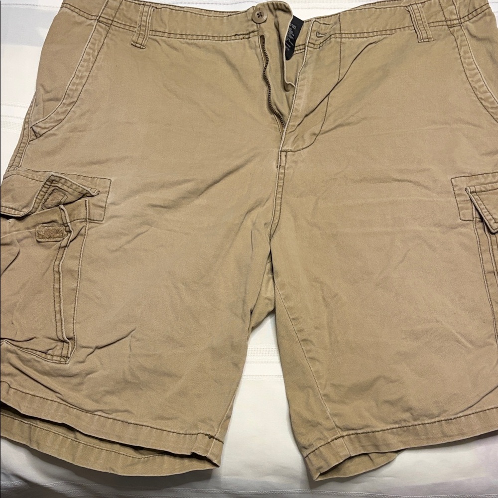 Plugg Men's Khaki Cargo Shorts